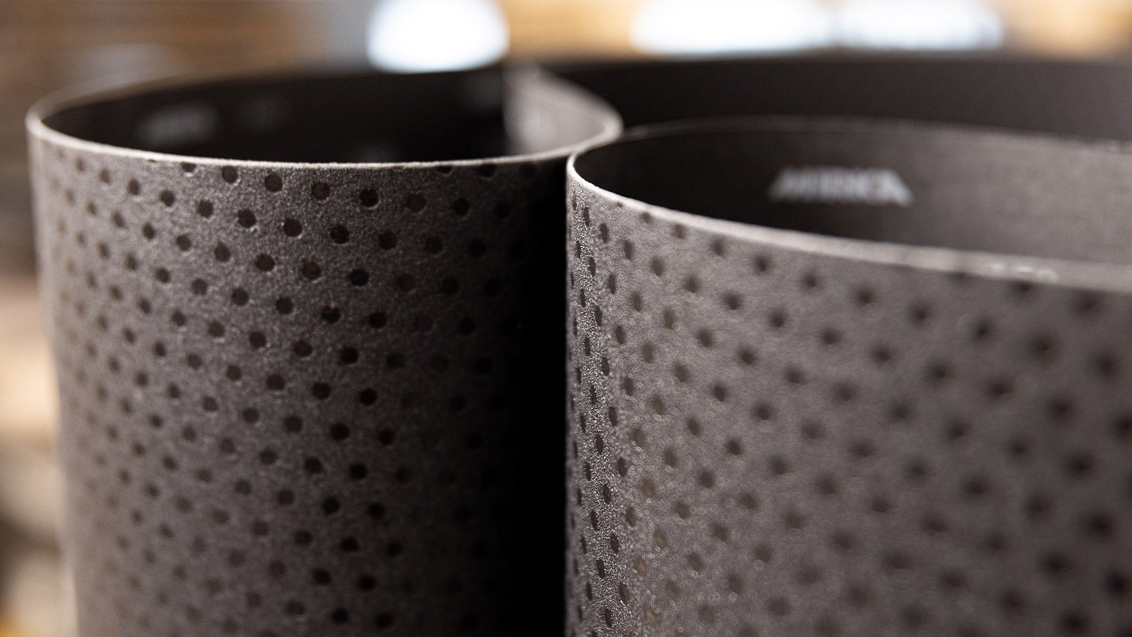 Mirka Ultimax® Black: High technology belt sanding