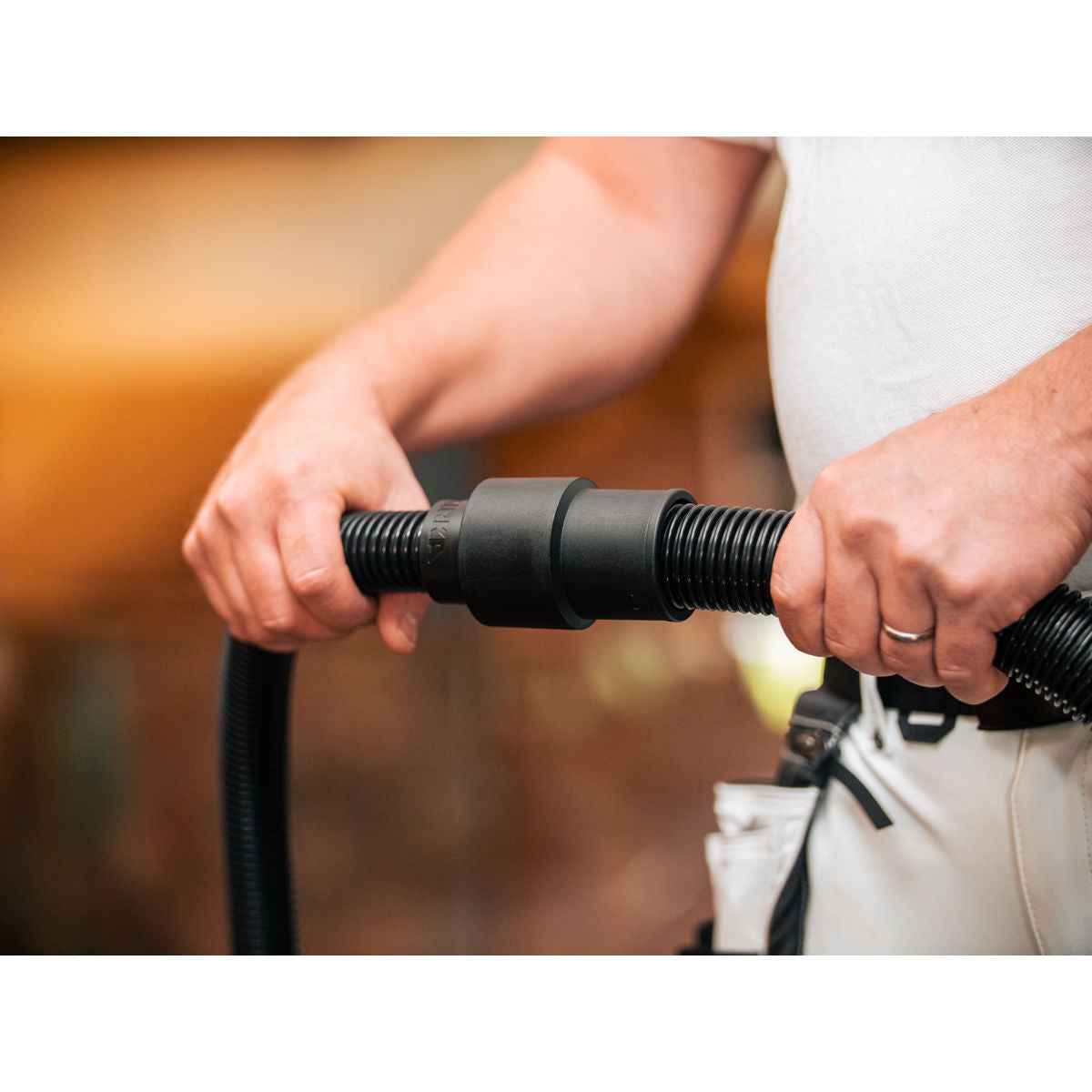 1 Inch Diameter Vacuum Hose and Adapter Connector - Application | UnitedFinish.com