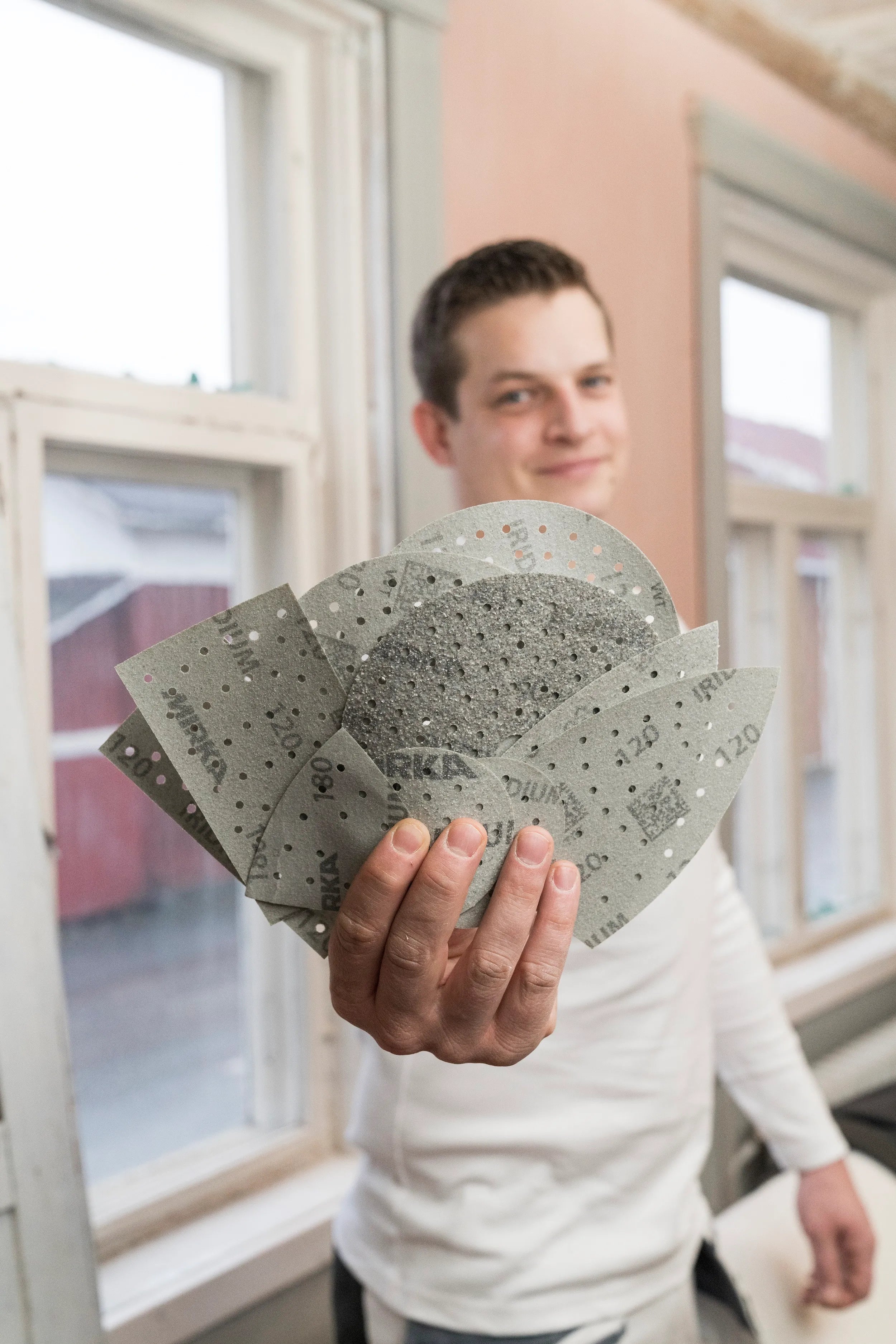 Mirka Iridium 8" 133 Holes Grip Sanding Discs - In Use | UnitedFinish.com