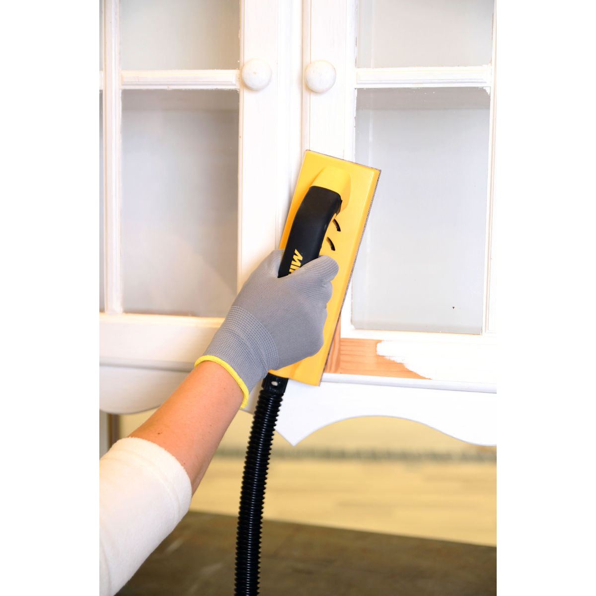 Mirka Handy Grip Vacuum Sanding Block 3 x 9 Inch HB-39 - Spec Sheet | UnitedFinish.com
