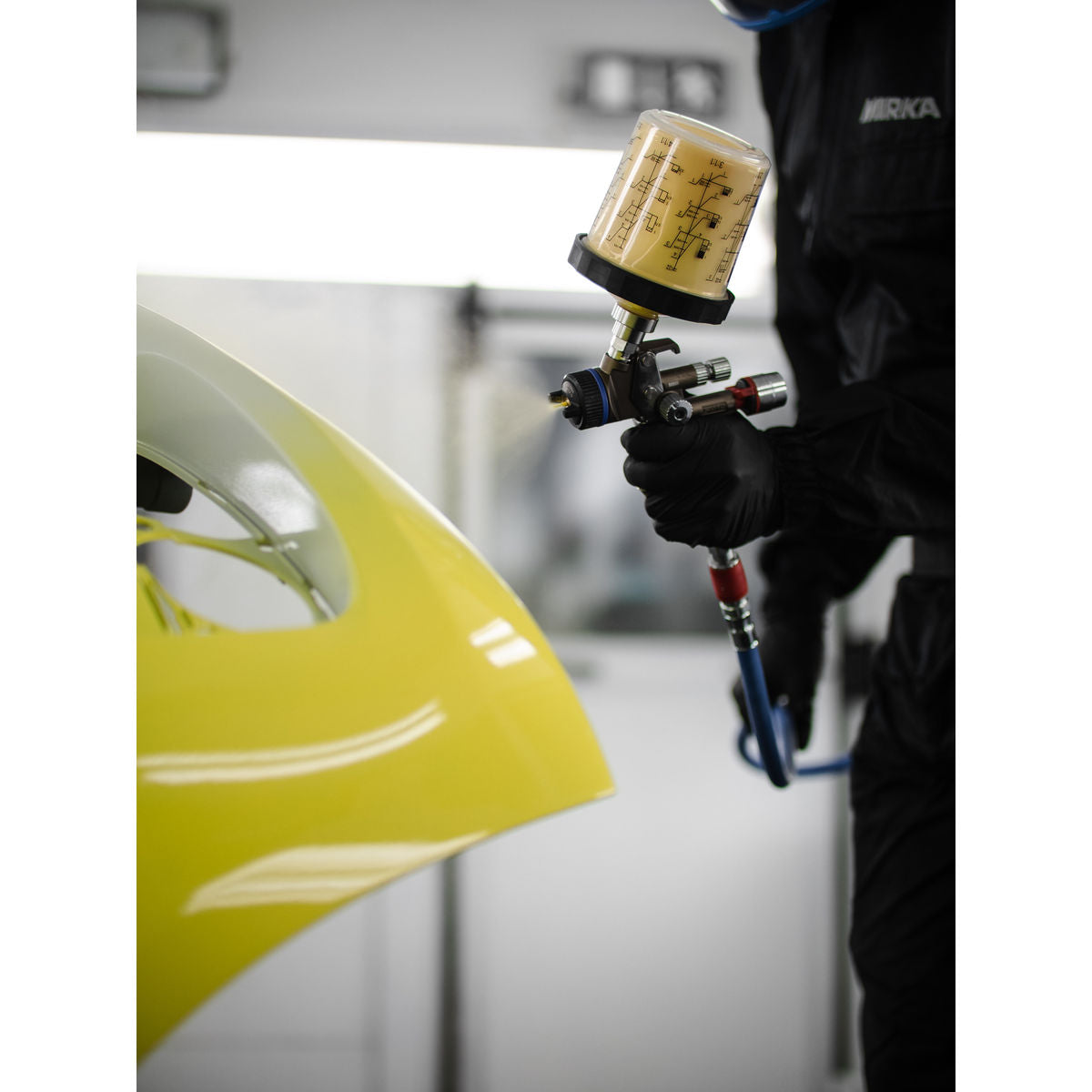 Mirka Paint Cup System with 125 Micron Filter Lid - Feature View | UnitedFinish.com