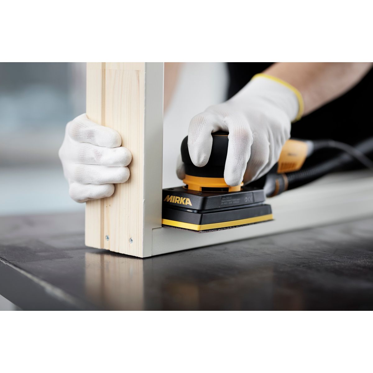 Mirka Deos 3"x5" Electric Sander 353X CV - Package | UnitedFinish.com